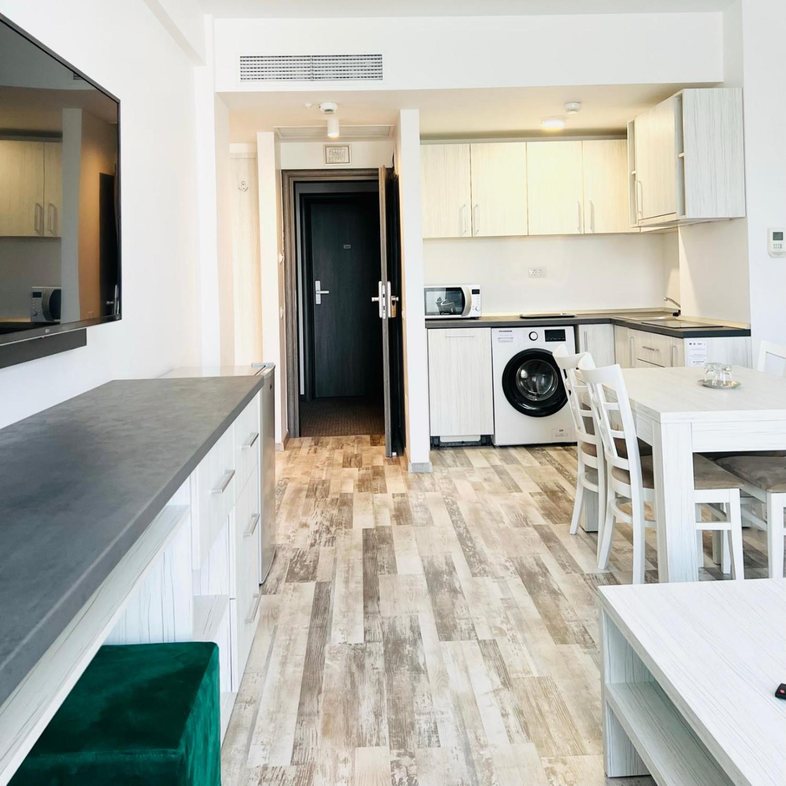 Casa Micle Ξενοδοχείο Κραϊόβα Εξωτερικό φωτογραφία