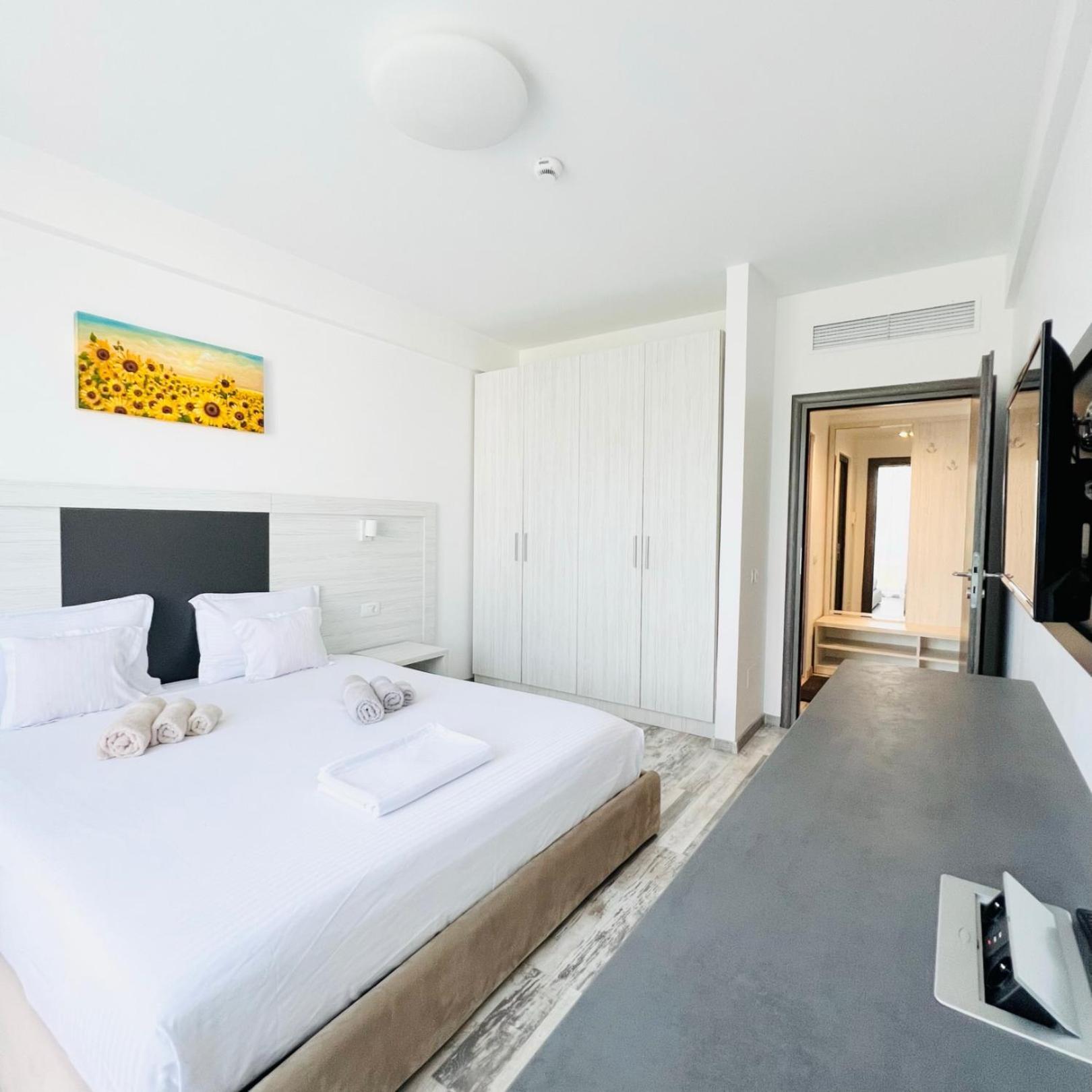 Casa Micle Ξενοδοχείο Κραϊόβα Εξωτερικό φωτογραφία